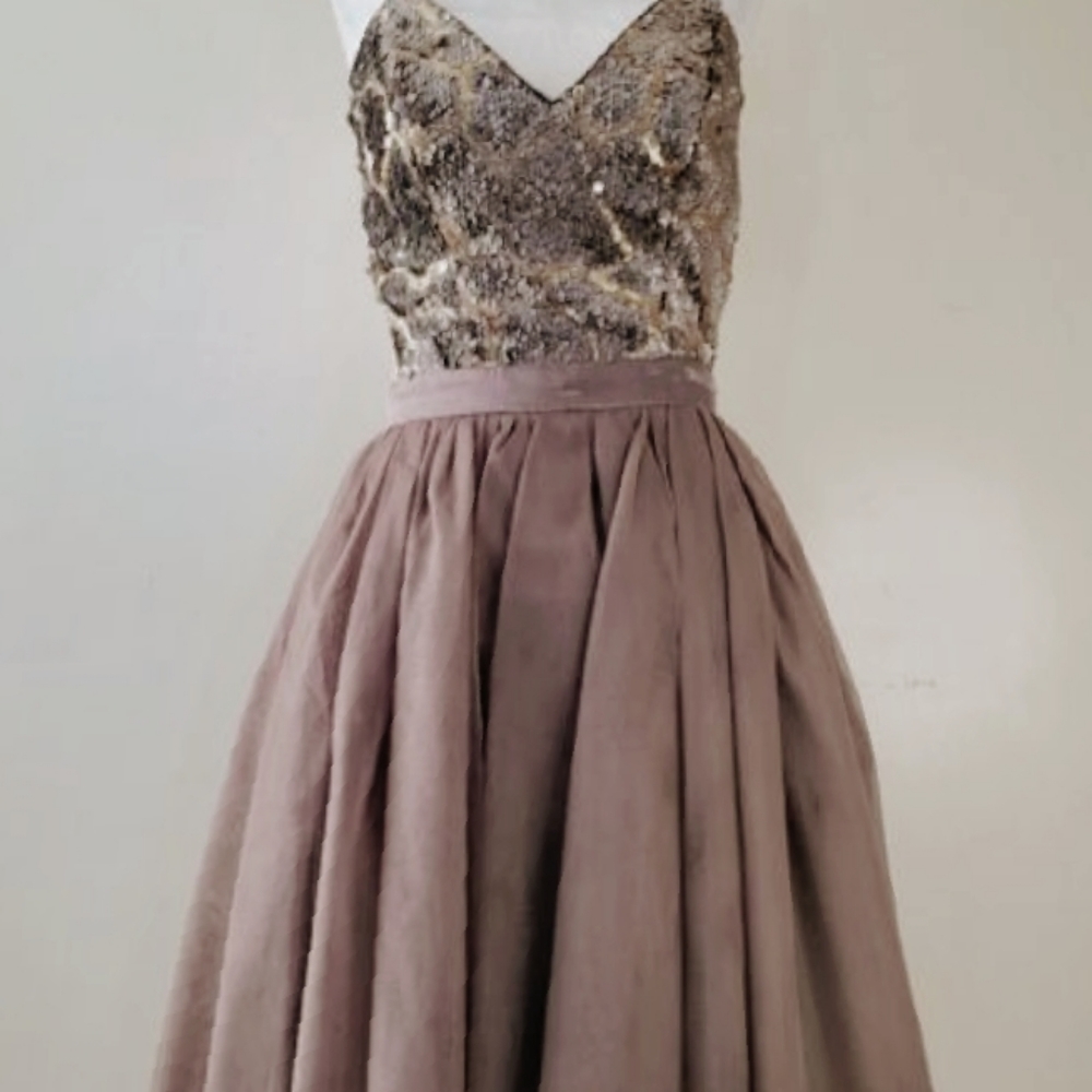 Maroon Backless Sequined Cocktail Dress